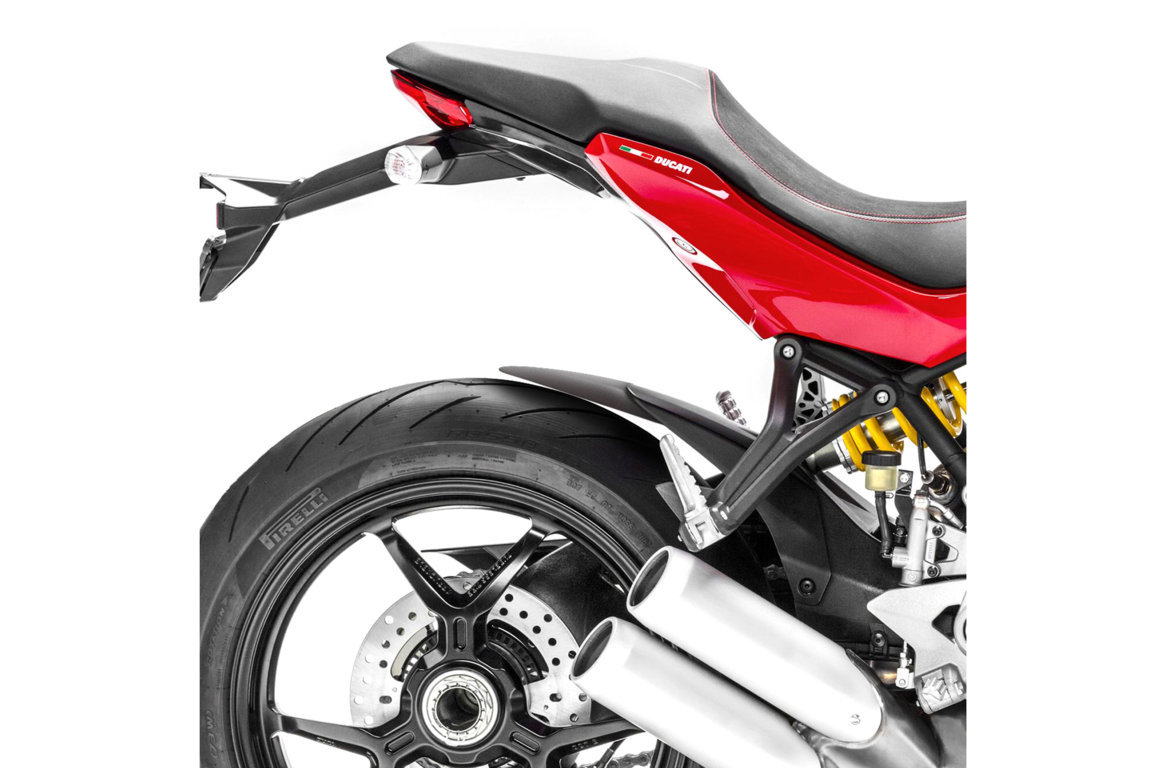 Extensión de guardabarros trasero Puig para Ducati SuperSport 950 1 Extensión de guardabarros tarsero en negro mate de Puig para la Ducati SuperSport 950