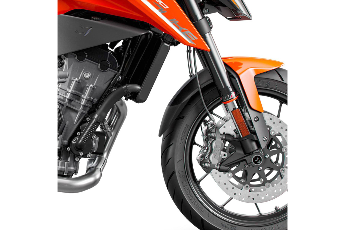Faldón de guardabarros delantero Puig para Ktm 890 Duke 1 Extensión de guardabarros delantero Puig para Ktm 890 Duke en color negro. Ref: 9929N