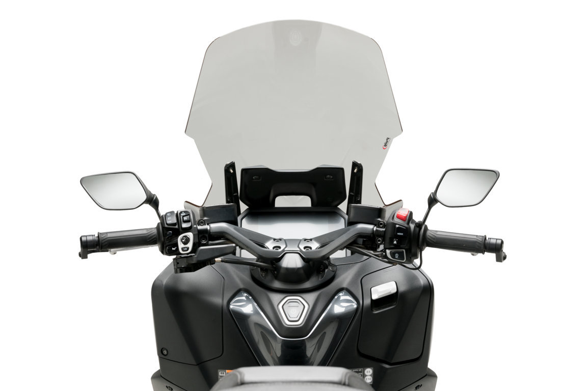 Puig Parabrisas V Tech Line Touring Yamaha T-Max 560 Tech Max del 2024 4 Puig Parabrisas V Tech Line Touring Yamaha T-Max 560 Tech Max del 2024 - Imagen 4