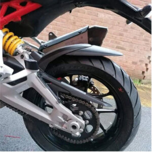 Extensión de guardabarros trasero Puig para la Ducati Multistrada v4 de 2204. Ref. 21256 J