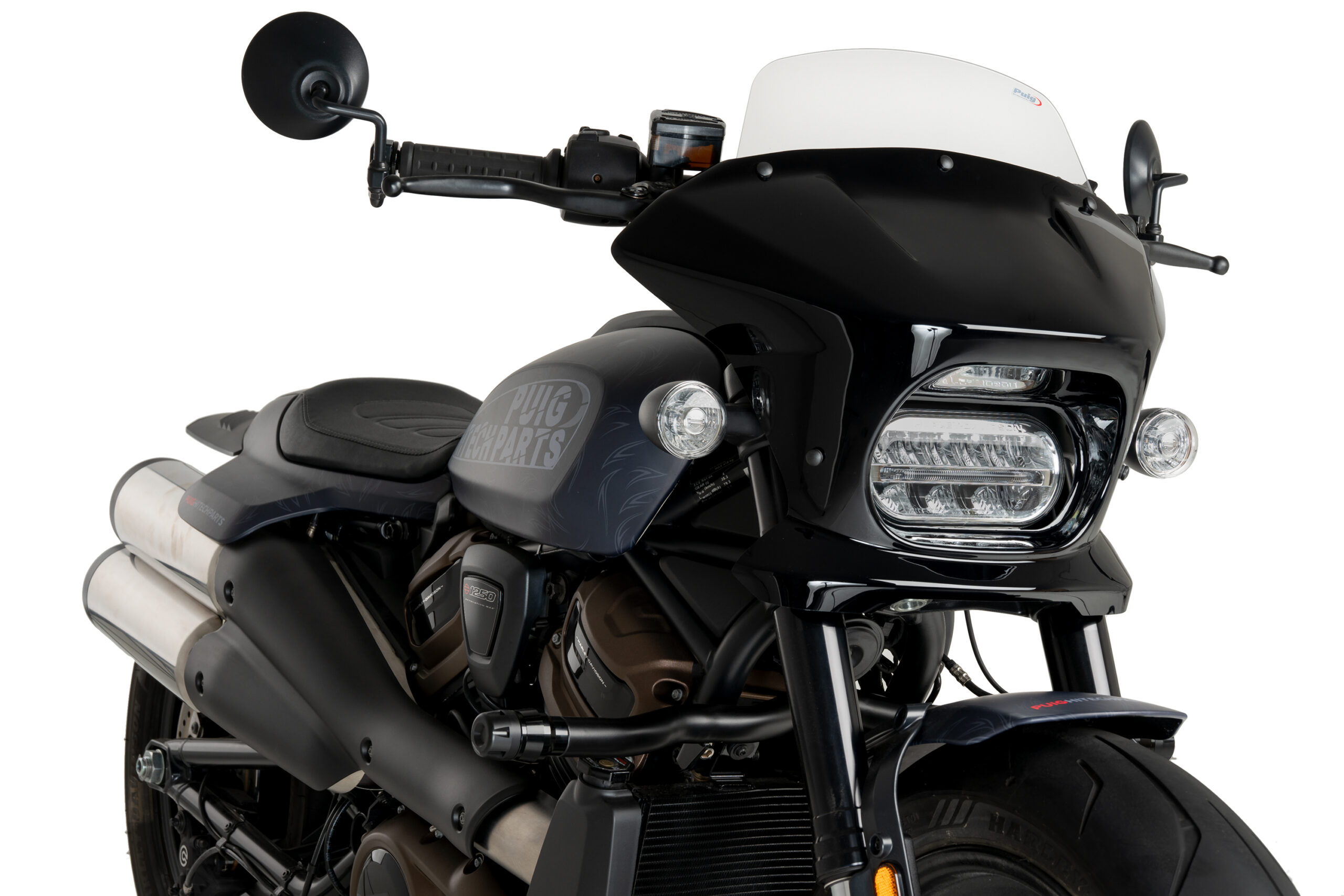 Semicarenado Puig Fury Touring para Harley Davidson Sportster RH 1250 S 2024 1 Semicarenado Puig Touring en negro brillante y pantalla transparente. Ref. 21581 W