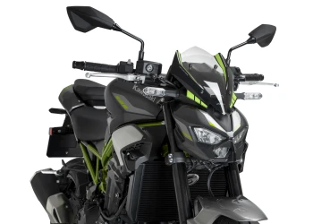 Carenabris Puig New Generation Sport en color graphics para la Kawasaki z 900 DE 2025