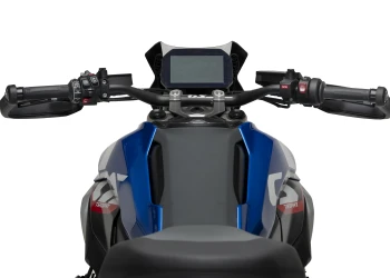 Cúpula Puig Sport Pista para la Bmw R 1300 GS 4 Cúpula Puig Sport Pista para la Bmw R 1300 GS - Imagen 4